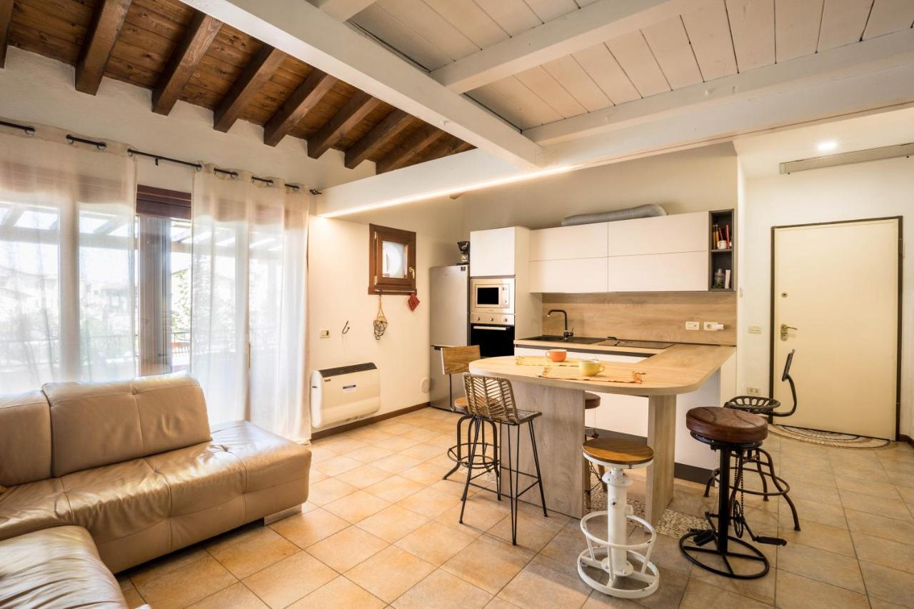 Maloma Apartment Peschiera del Garda Exterior foto